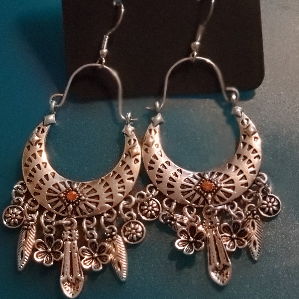 Paparazzi earrings